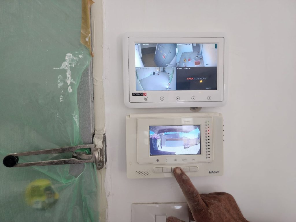 התקנת מצלמות אבטחה בנס ציונה וראיית לילה בצבע 24/7